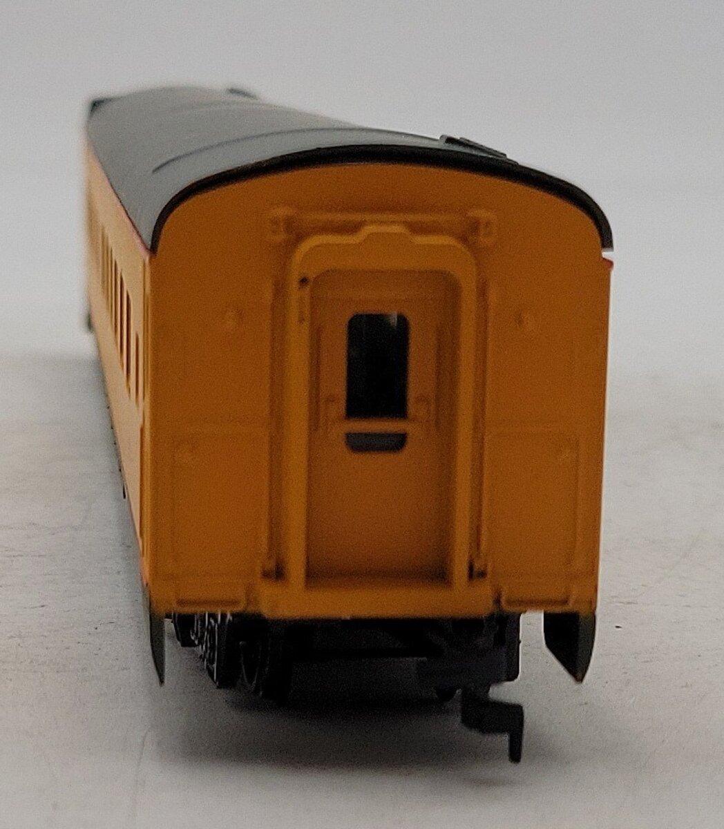 AHM 6430 HO Scale Union Pacific Sleeper Car #4056 EX/Box