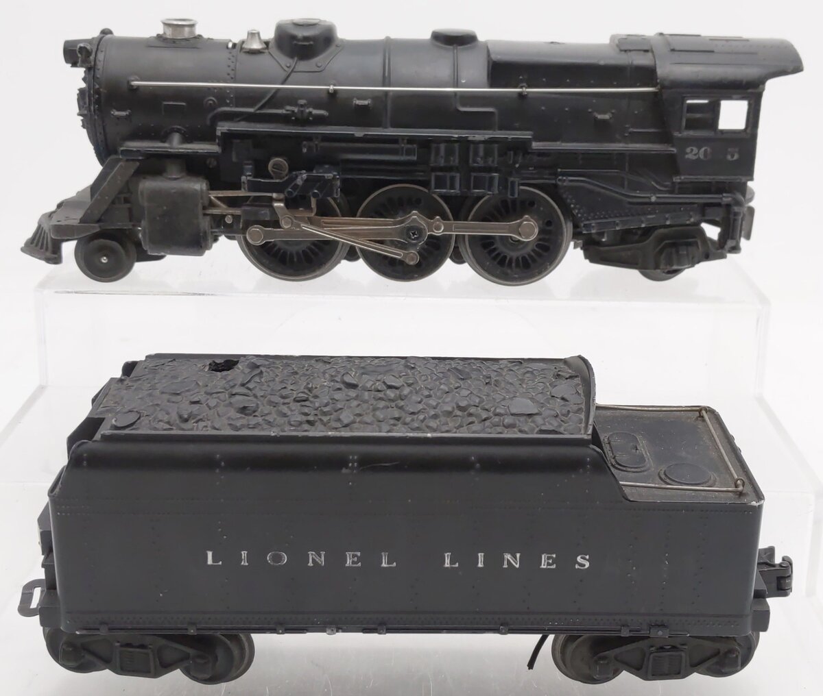 Lionel 2025 Vintage O 2-6-2 Die-Cast Steam Locomotive with 2466WX Tender VG