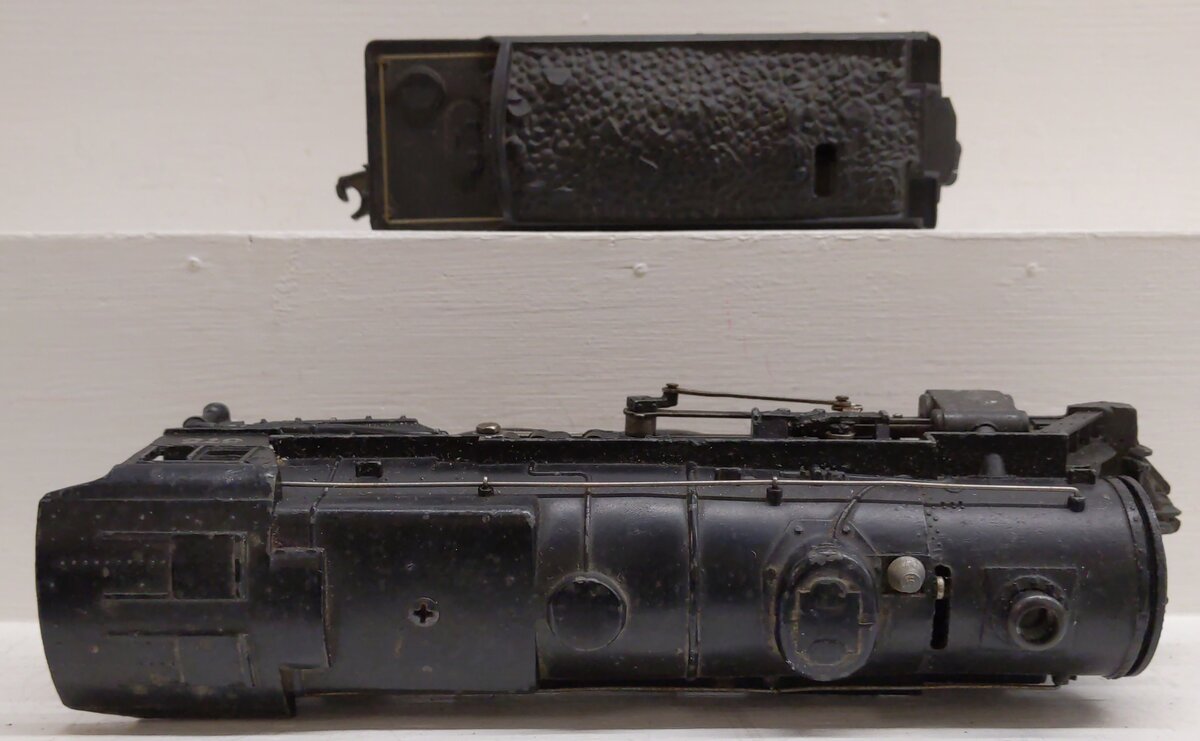 Lionel 675 Vintage O 2-6-4 K4 Pacific Die-Cast Steam Locomotive w 6466WX Tender