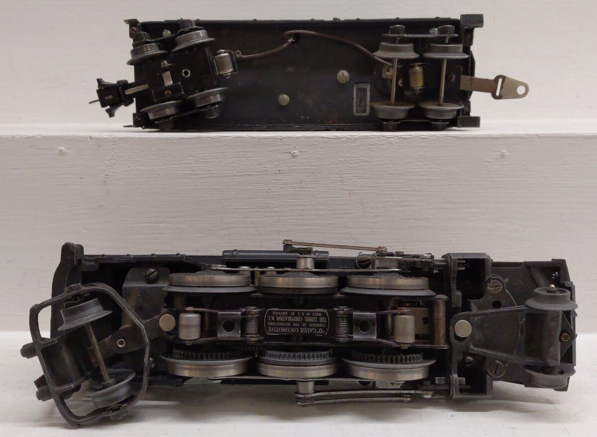 Lionel 224E Vintage O Die-Cast 2-6-2 Steam Locomotive & Tender 2224W VG