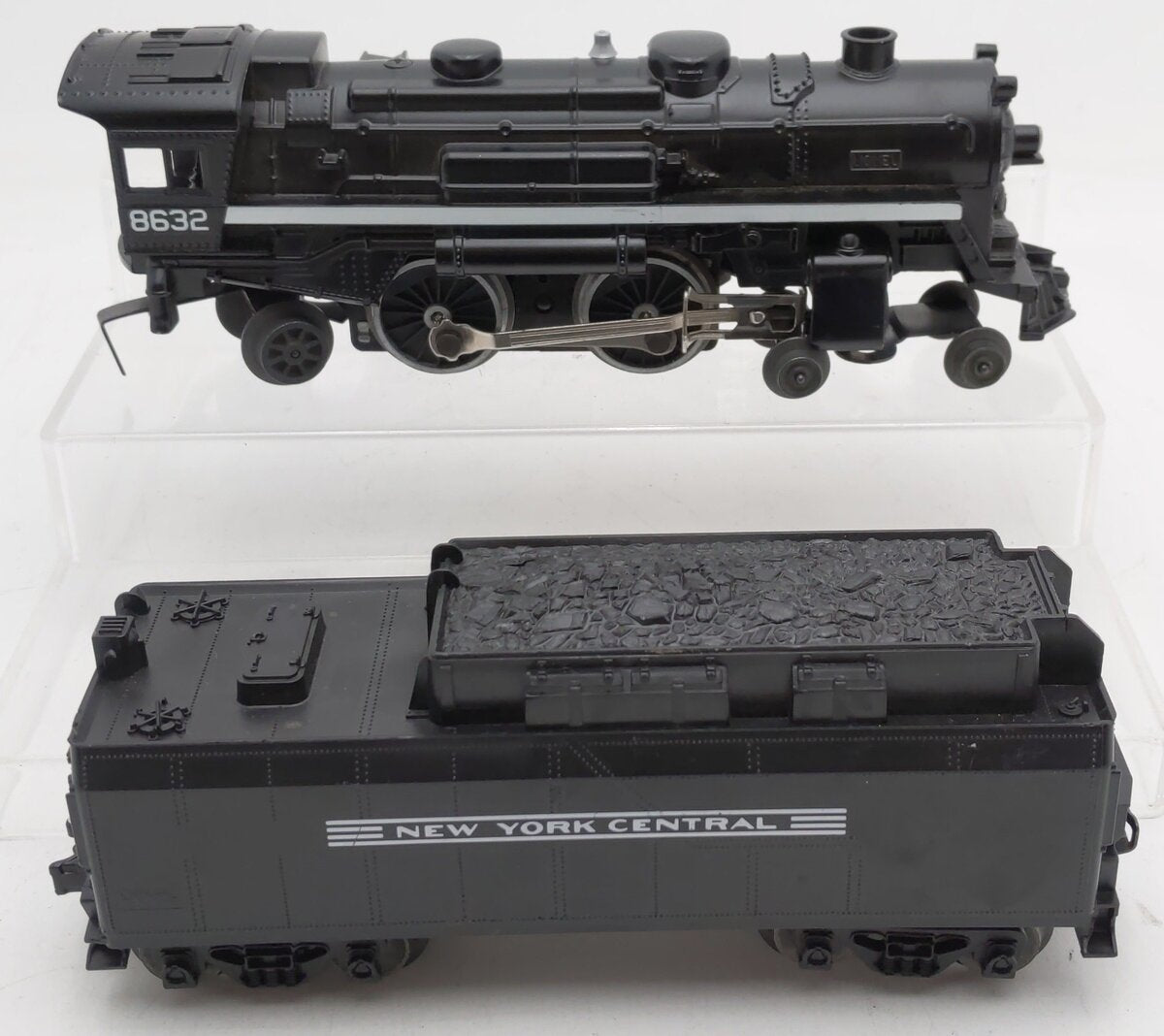 Lionel 6-8632 O Gauge New York Central 4-4-2 Steam Locomotive and Tender #8632 VG