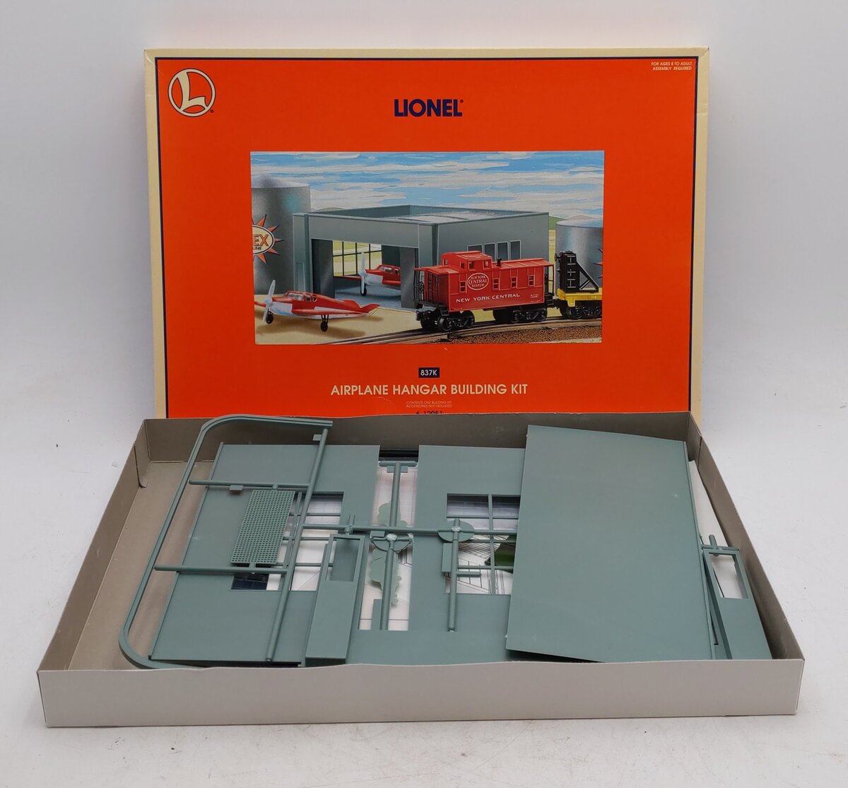 Lionel 6-12951 O/O27 Airplane Hangar Building Kit EX/Box