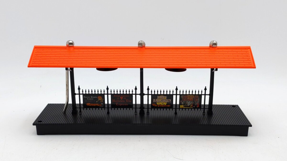 Lionel 6-37954 O Halloween Station Platform EX/Box
