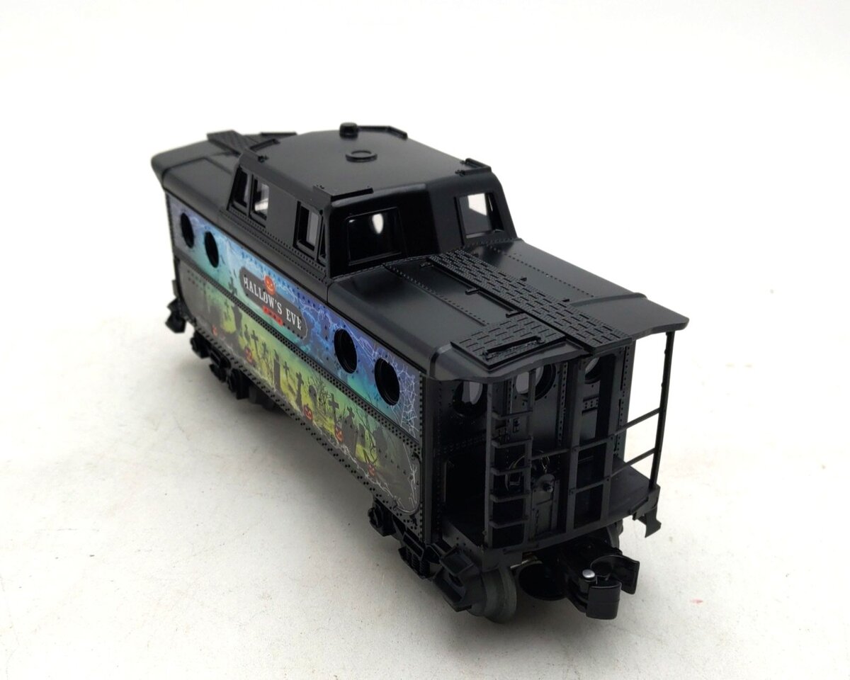 Lionel 2228110 O Scale Hallow's Eve Illuminated Caboose