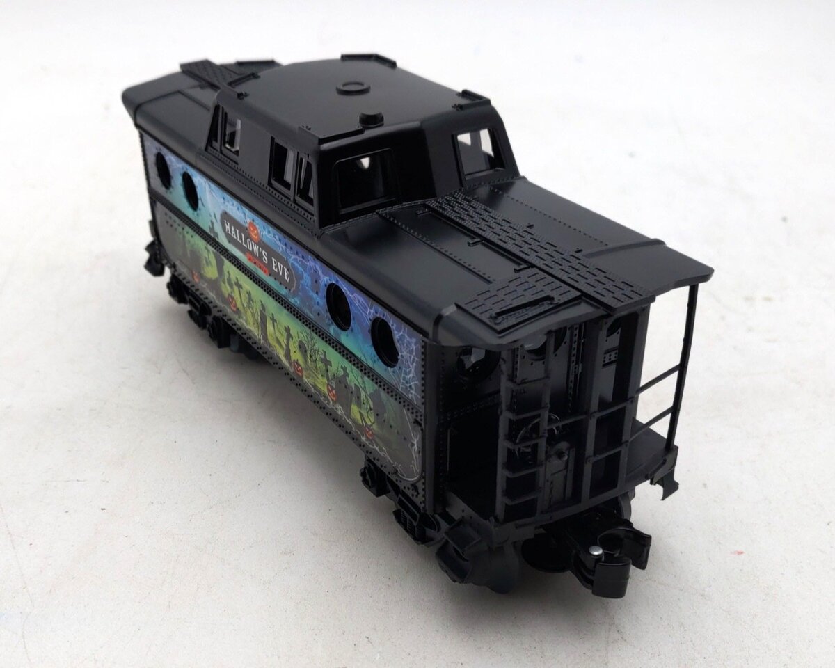 Lionel 2228110 O Scale Hallow's Eve Illuminated Caboose