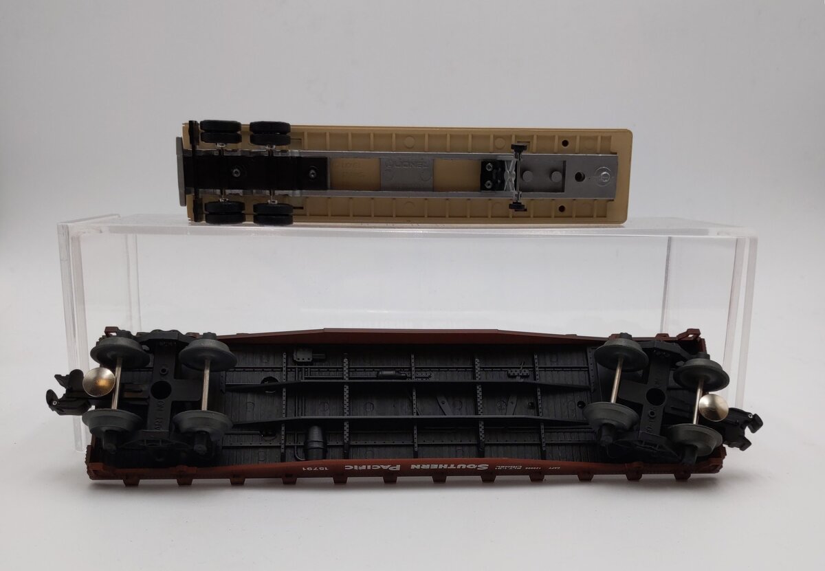 Lionel 6-17889 O Gauge TTOS Southern Pacific Flatcar with Trailer #15791 EX/Box