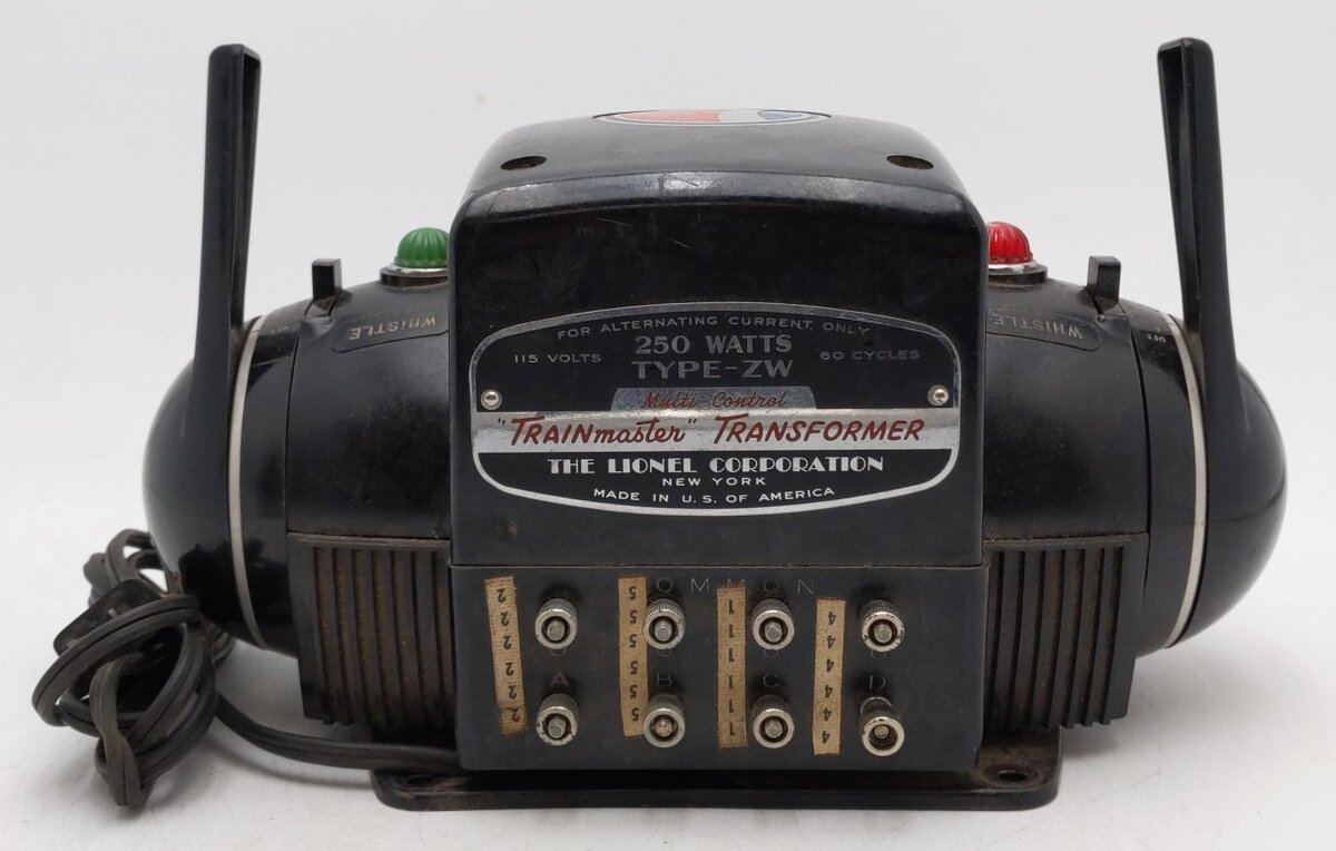 Lionel ZW Vintage O 250 Watt 4 Train Transformer with Whistle VG/Box