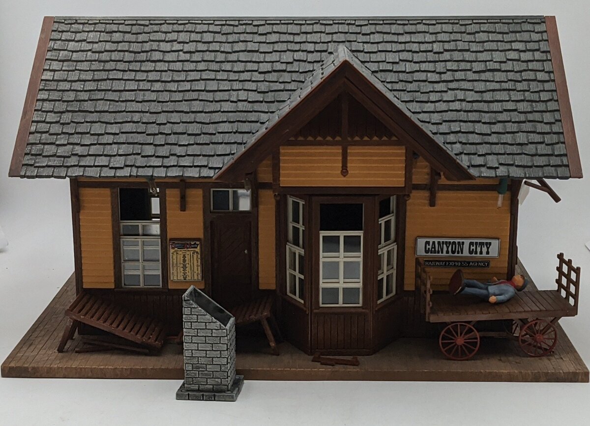 Pola G Scale Canyon City Railway Express Agency Building VG