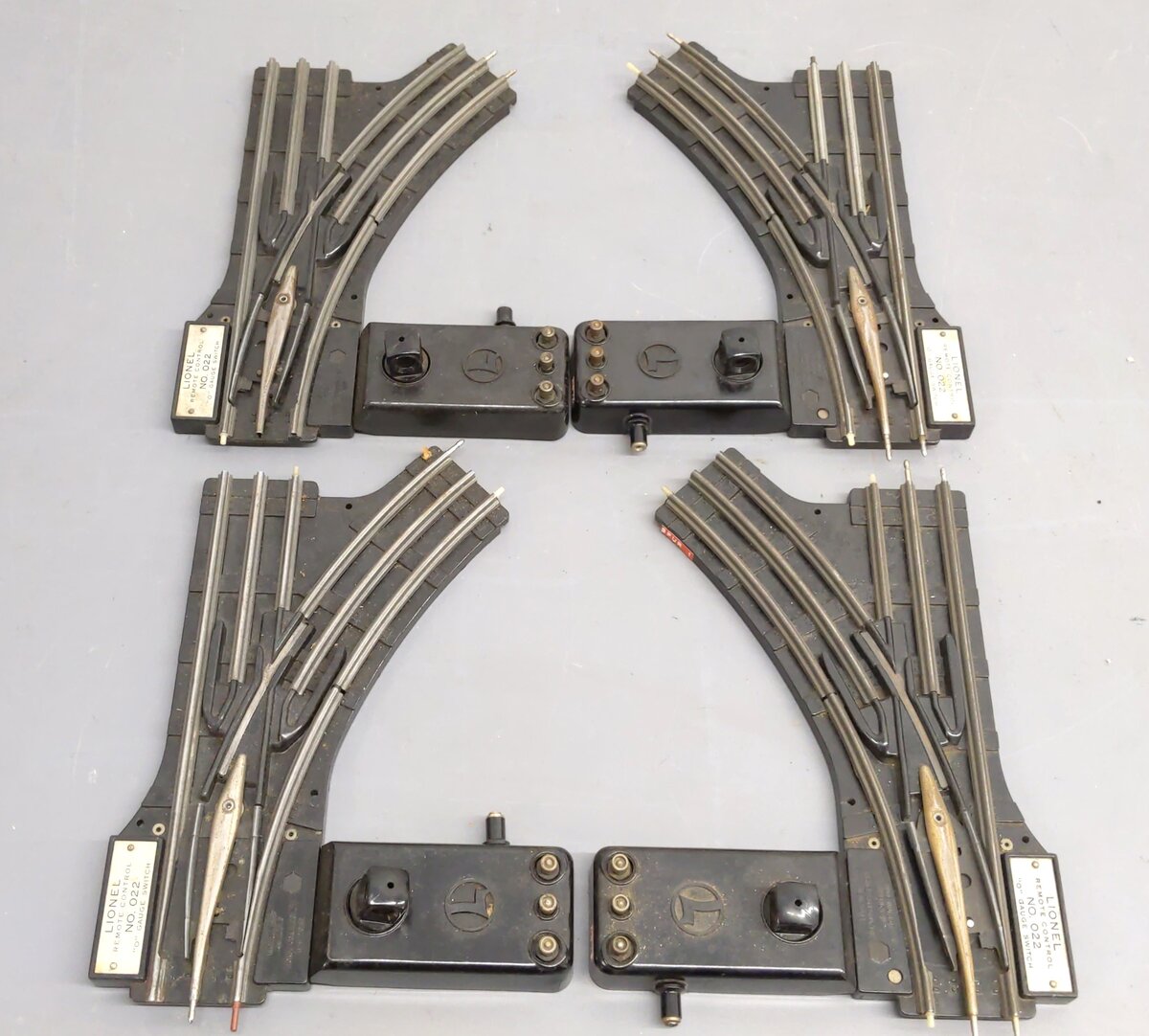 Lionel O22 Vintage O Left-Hand & Right-Hand Electric Remote Switches [2] VG