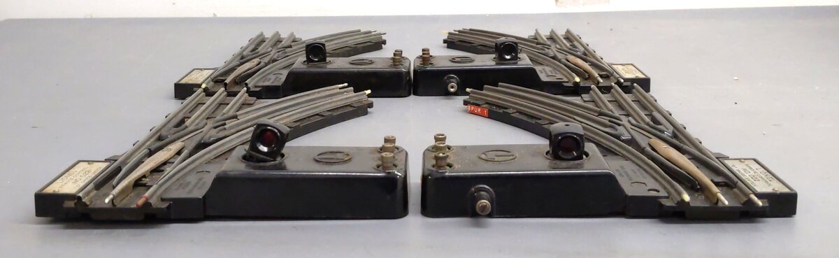Lionel O22 Vintage O Left-Hand & Right-Hand Electric Remote Switches [2] VG