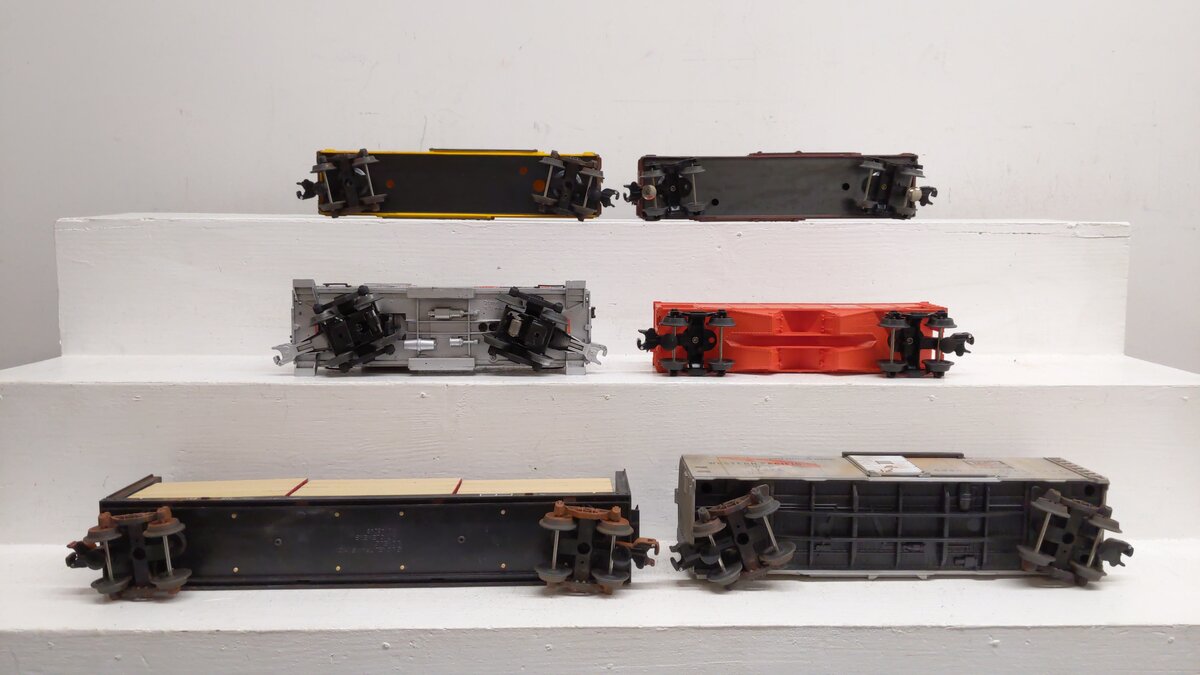 Lionel O Gauge Assorted Custom Weathered Freight Cars [6] VG/Box