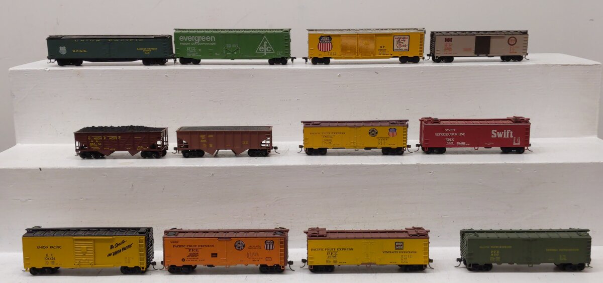 AHM & Others HO Scale Assorted Freight Cars [12] EX