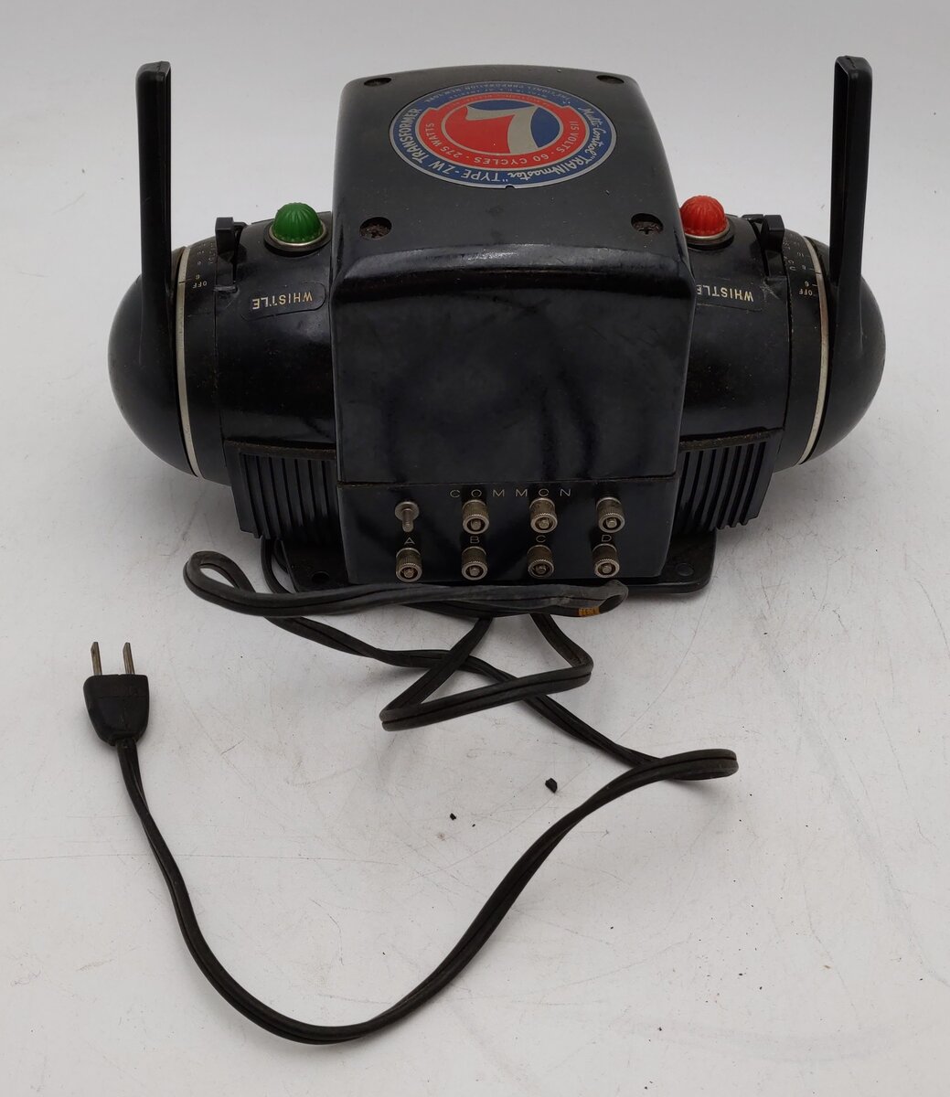 Lionel ZW Vintage O Trainmaster 275 Watt Transformer with Whistle EX/Box