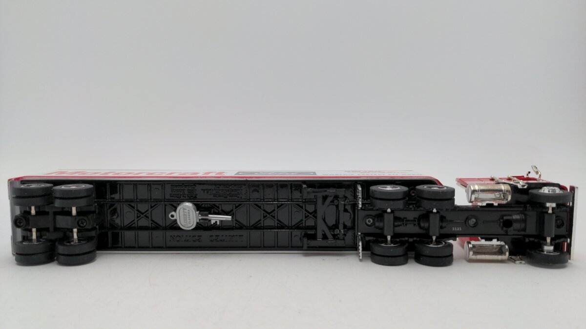 Racing Champions 00306 1:64 Scale Kenworth Motorcraft Lockable Coin Car EX/Box