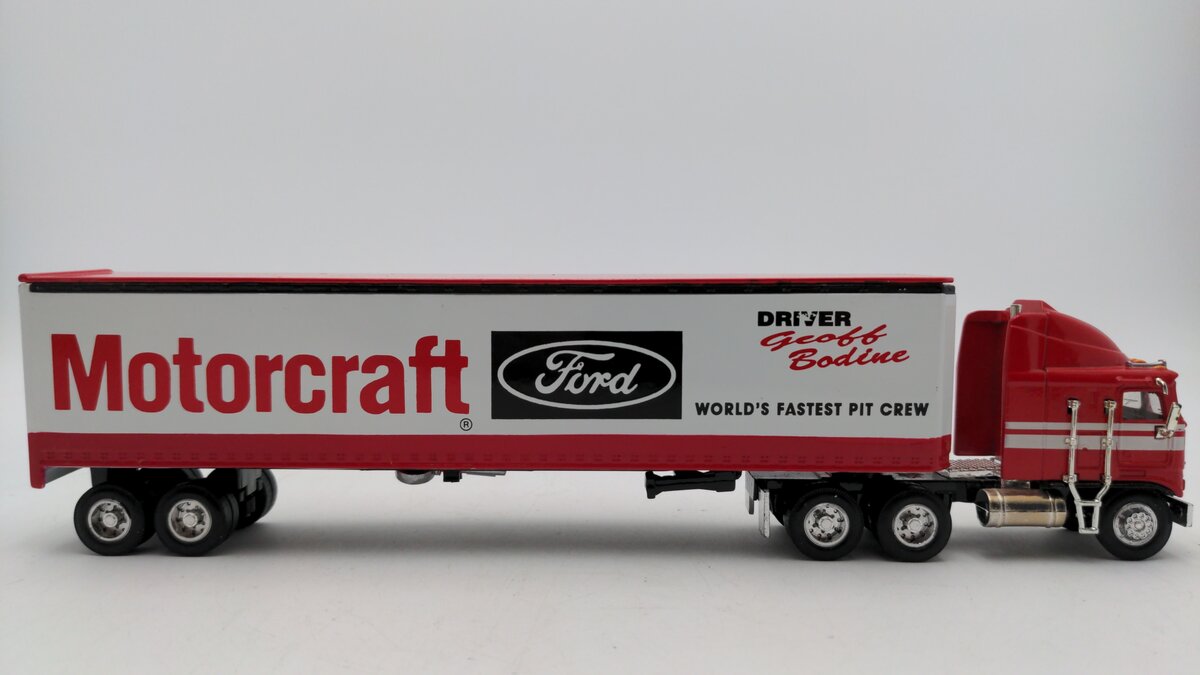 Racing Champions 00306 1:64 Scale Kenworth Motorcraft Lockable Coin Car EX/Box