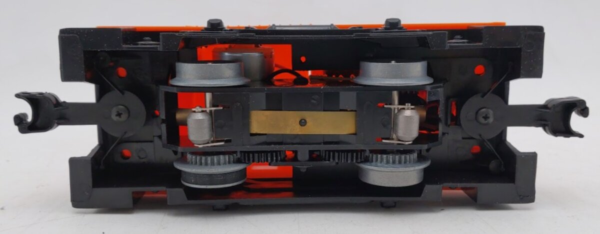 Lionel 6-18924 O Gauge Illinios Central Industrial Engine EX/Box
