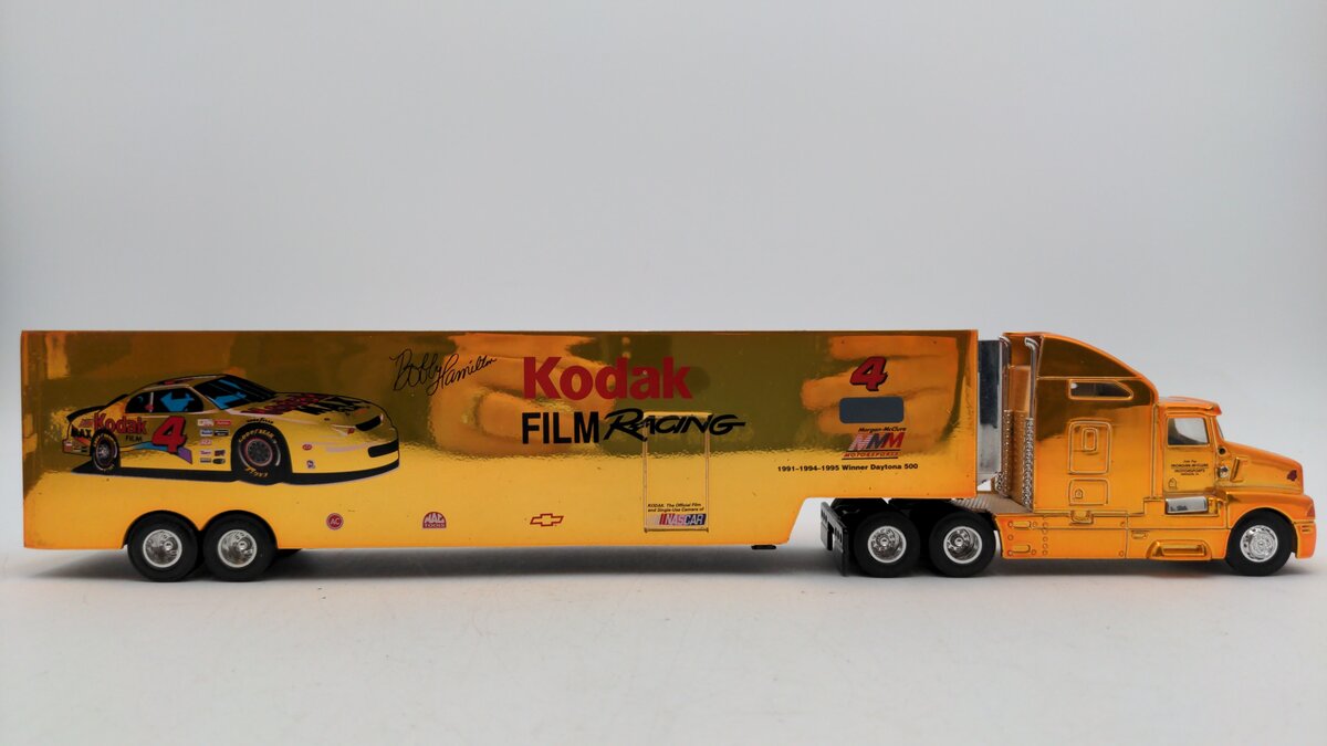 Racing Champions 95051 1:64 Scale Kodak Film Racing Transport Car EX/Box