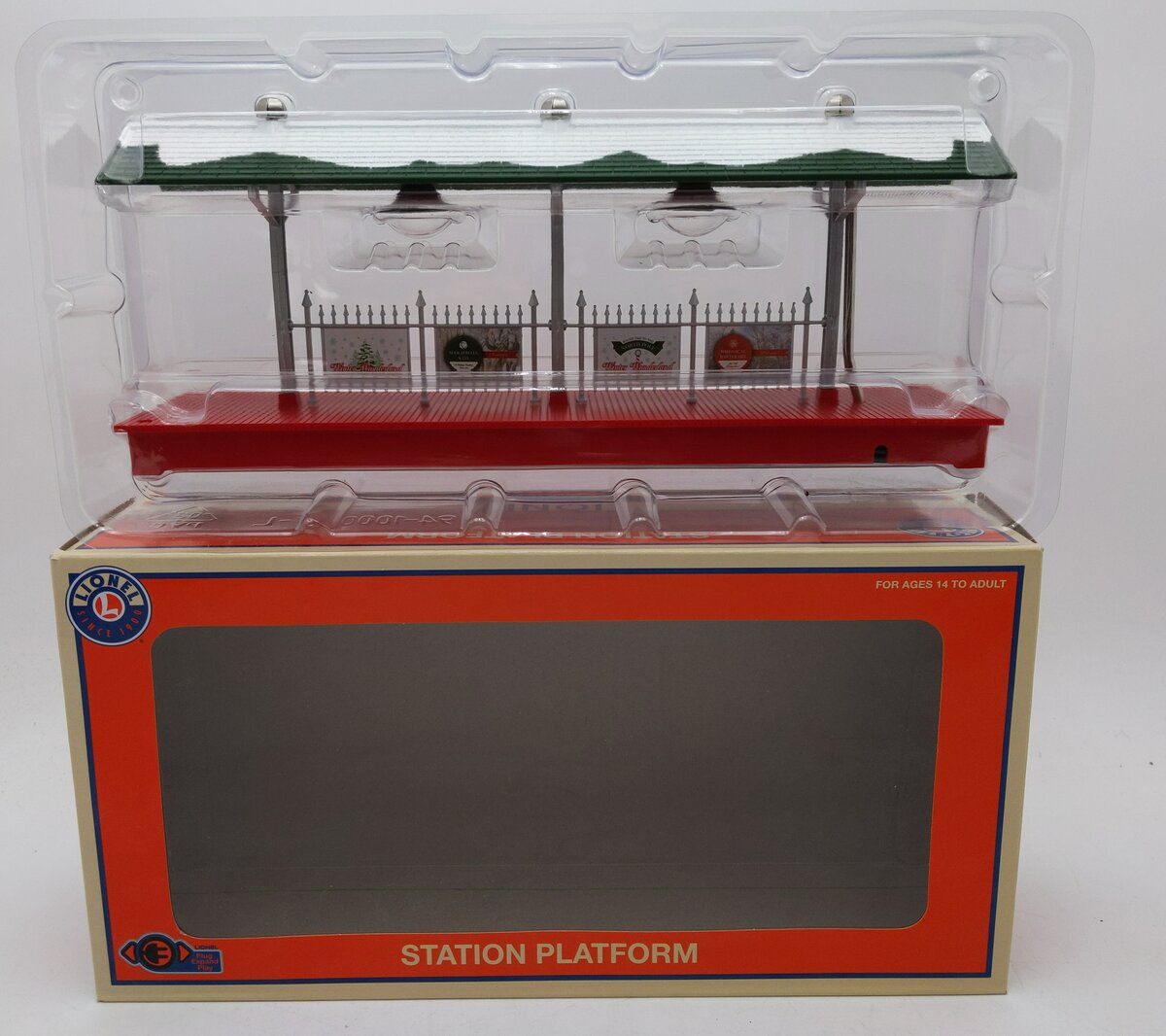 Lionel 1929070 O Winter Wonderland Plug-Expand-Play Station Platform