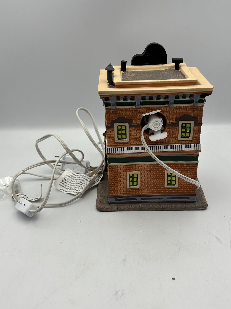 Lemax 55982 O Gauge CJ's Piano Bar & Cocktail Lounge NIB