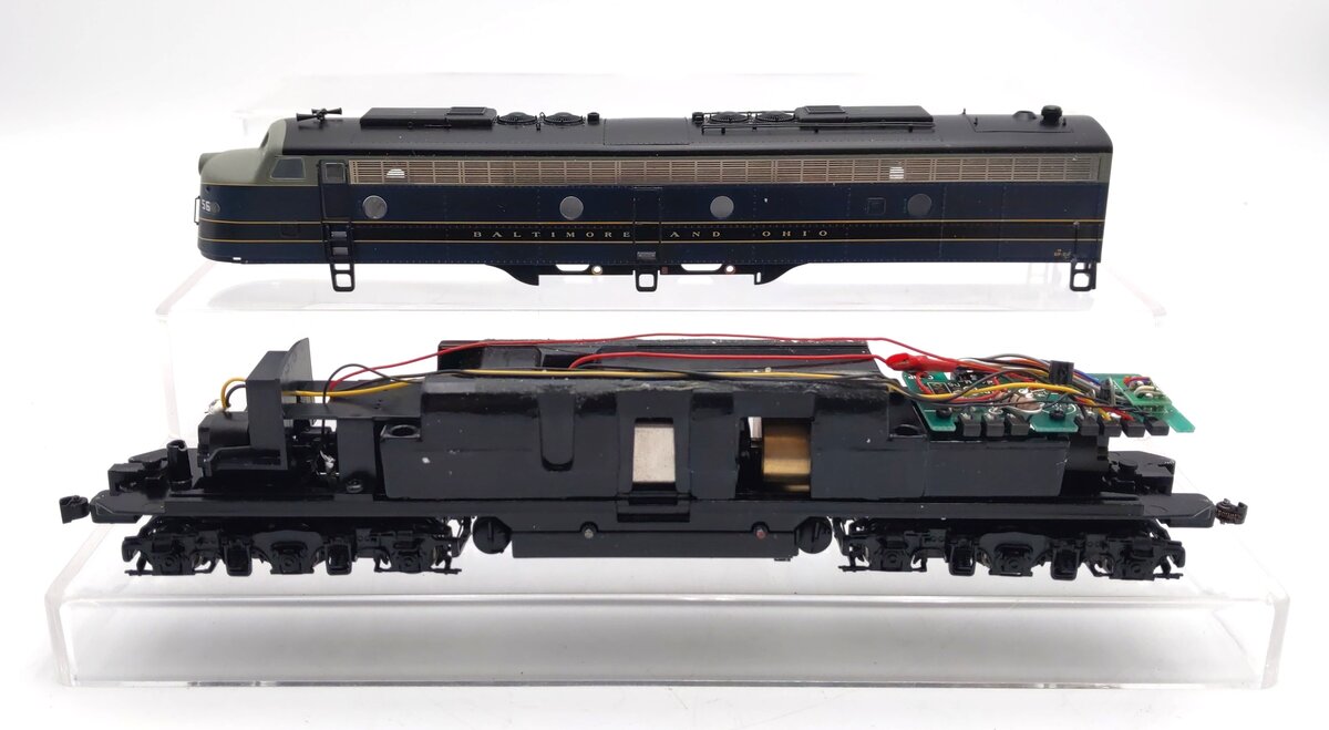 Proto 2000 30797 HO B&O E8/9 Diesel Locomotive #56 w/DCC EX/Box