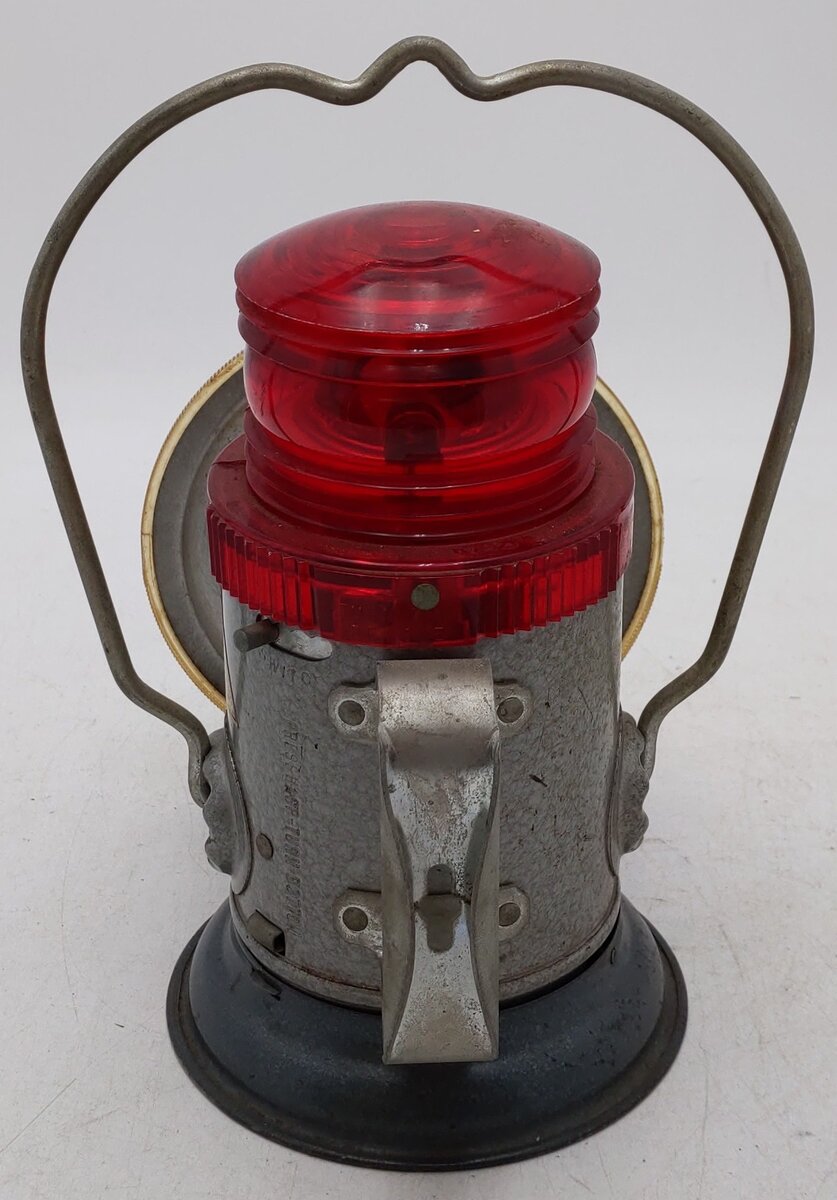 Vintage Railroad Delta Lantern w/ Handle
