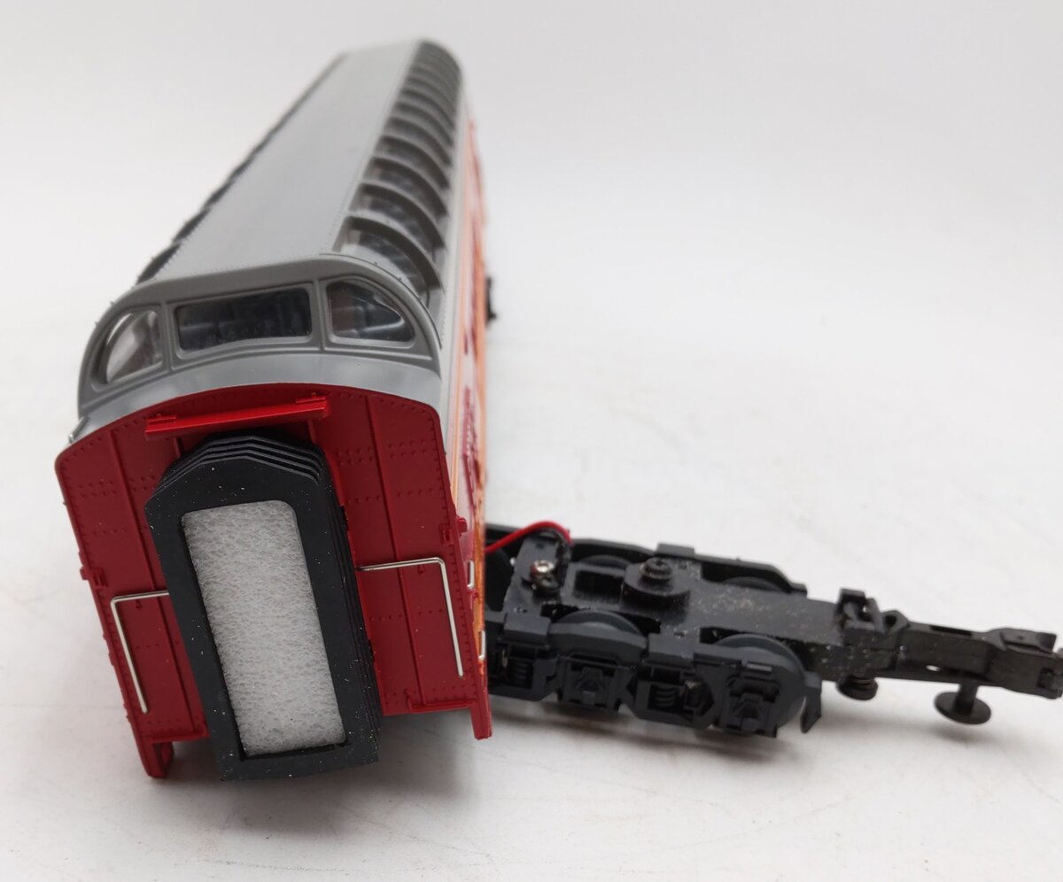 MTH 20-6752 O Gauge Milwaukee Road 70' Full Length Vista Dome Passenger Car #53/Box