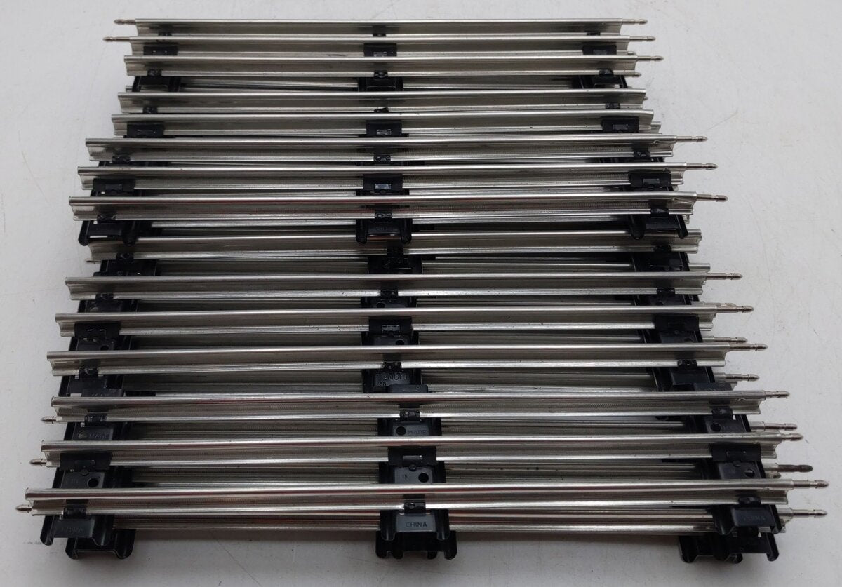 Lionel 65500 O Gauge 10'' Straight Tracks [16] VG