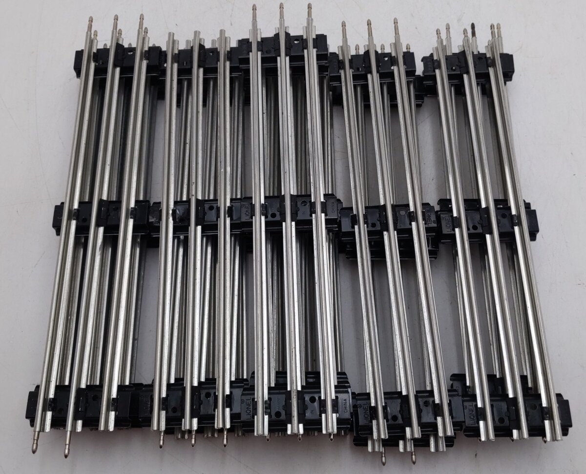Lionel 65500 O Gauge 10'' Straight Tracks [16] VG