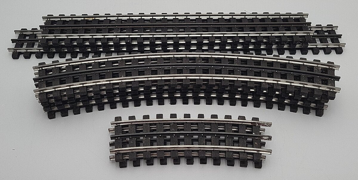 Assorted Ross Straight and 054 Curved Track Sections [9] EX