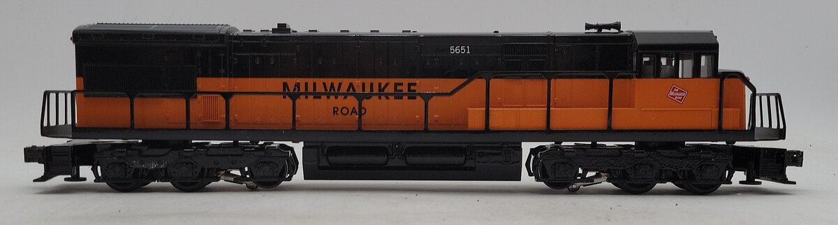 Williams 885651 O Gauge Milwaukee Road EMD U33C Powered Diesel Locomotive #5651 EX/Box