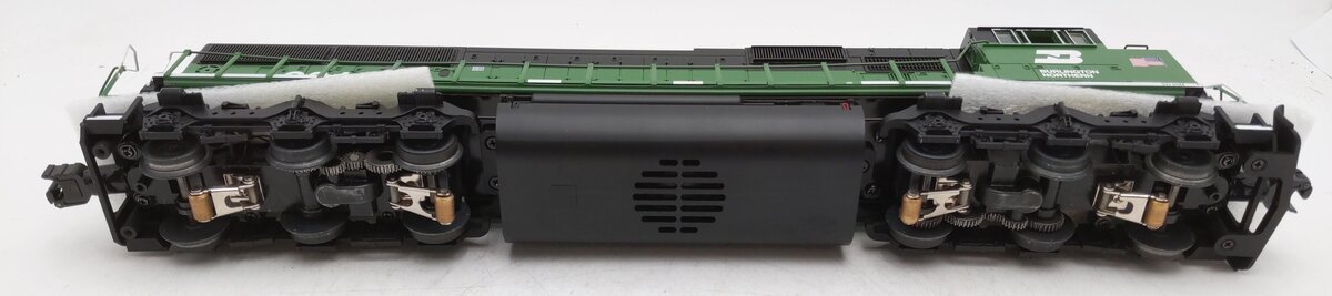 Lionel 6-84563 Burlington Northern LionChief Plus SD60M Diesel Locomotive #9215 VG