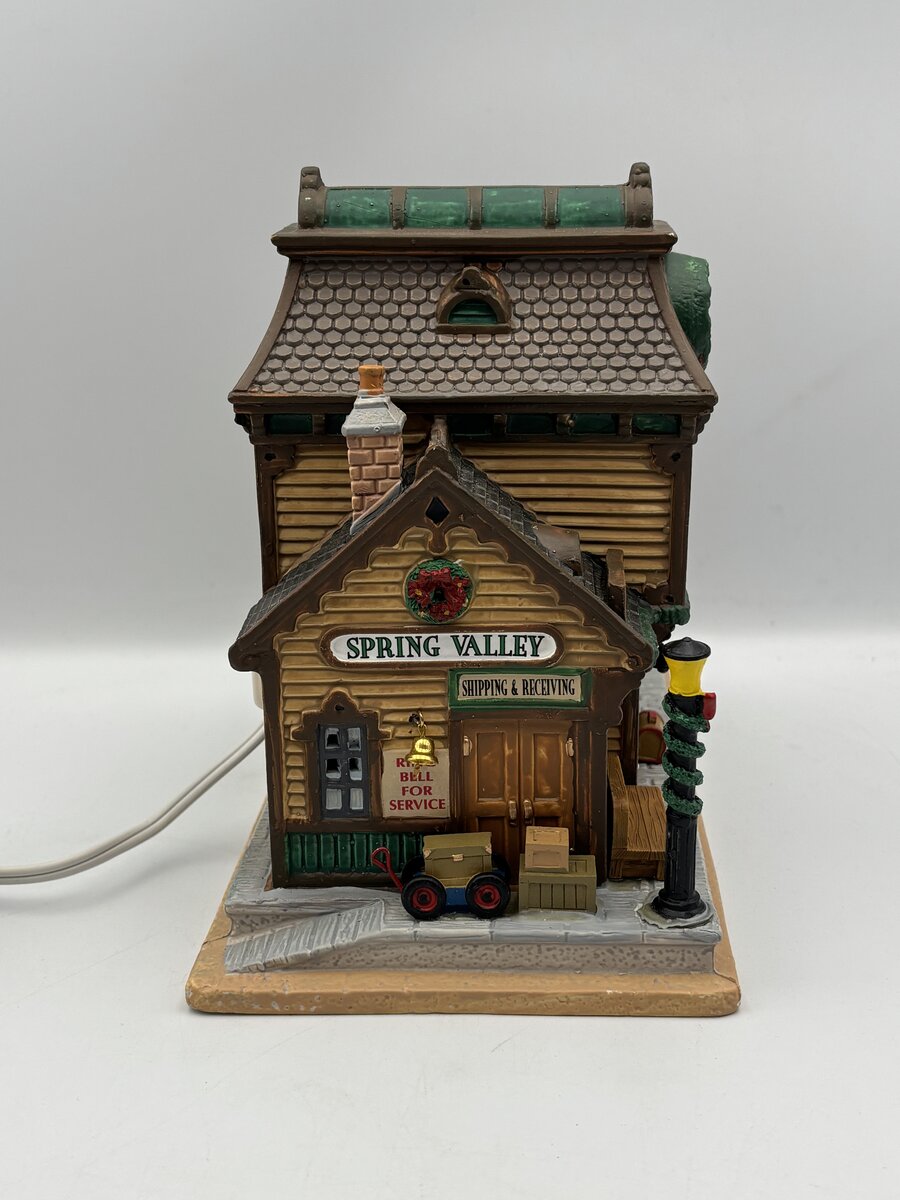 Lemax 55970 O Gauge Spring Valley Depot NIB
