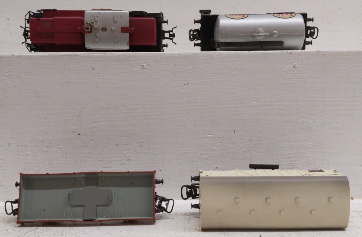 Marklin 3264 HO Scale Locomotive & Freight Car Starter Set EX/Box