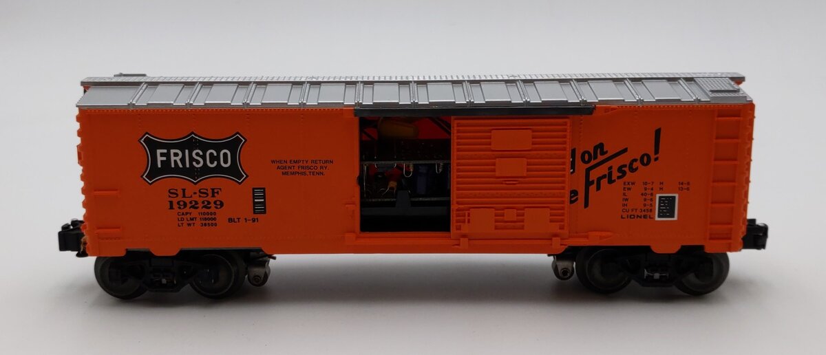 Lionel 6-19229 O Gauge Frisco Boxcar with Diesel Railsounds NIB