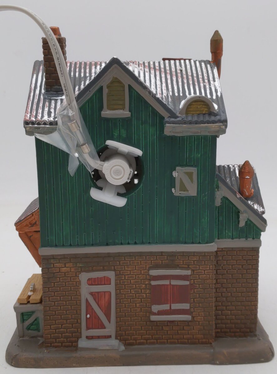 Lemax 289-0311 Menards Repair Shop Porcelain Lighted Building EX/Box