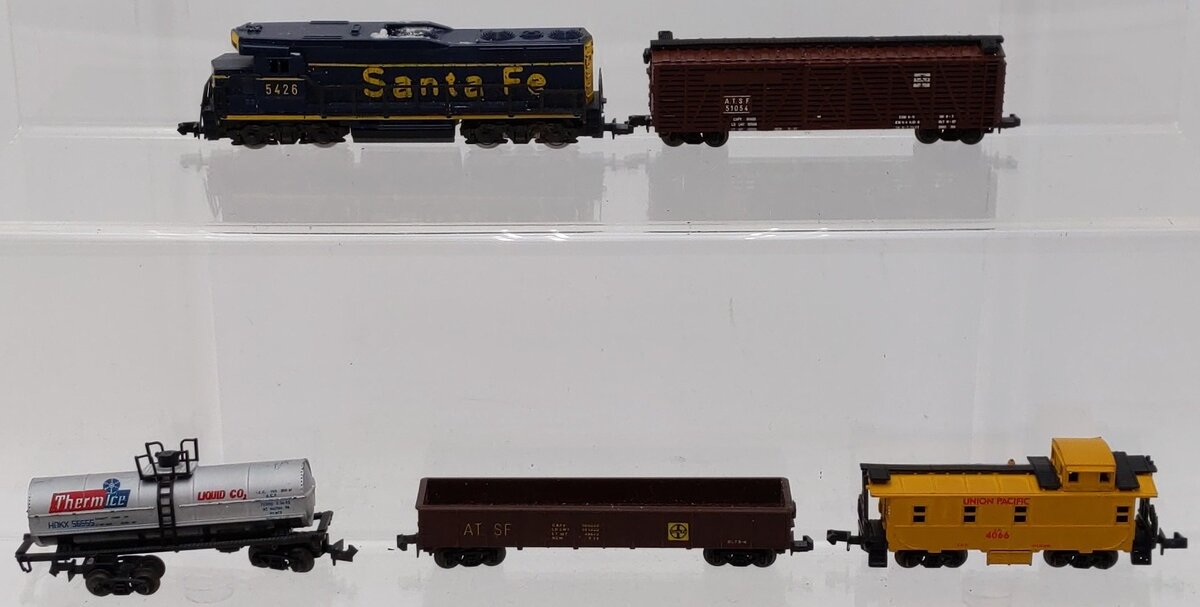 AHM 4614C N AT&SF GP-30 Horseshoe Frieght Train Set/Box