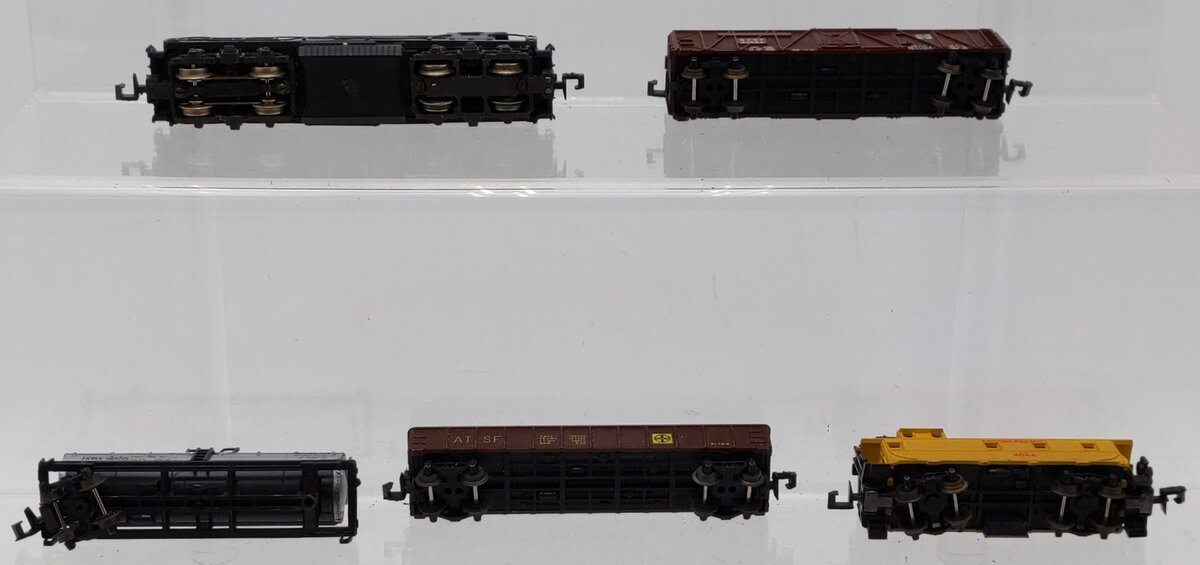 AHM 4614C N AT&SF GP-30 Horseshoe Frieght Train Set/Box
