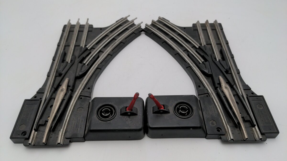 Lionel 042 O Gauge LH/RH Postwar Manual Control Switches VG
