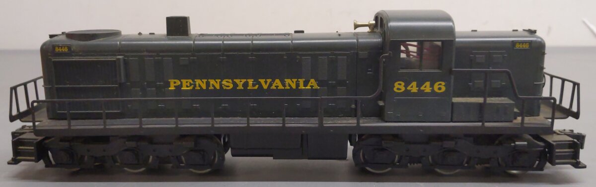 Lionel 6-18832 O Gauge Pennsylvania RSD-4 Diesel Locomotive #8446 VG/Box