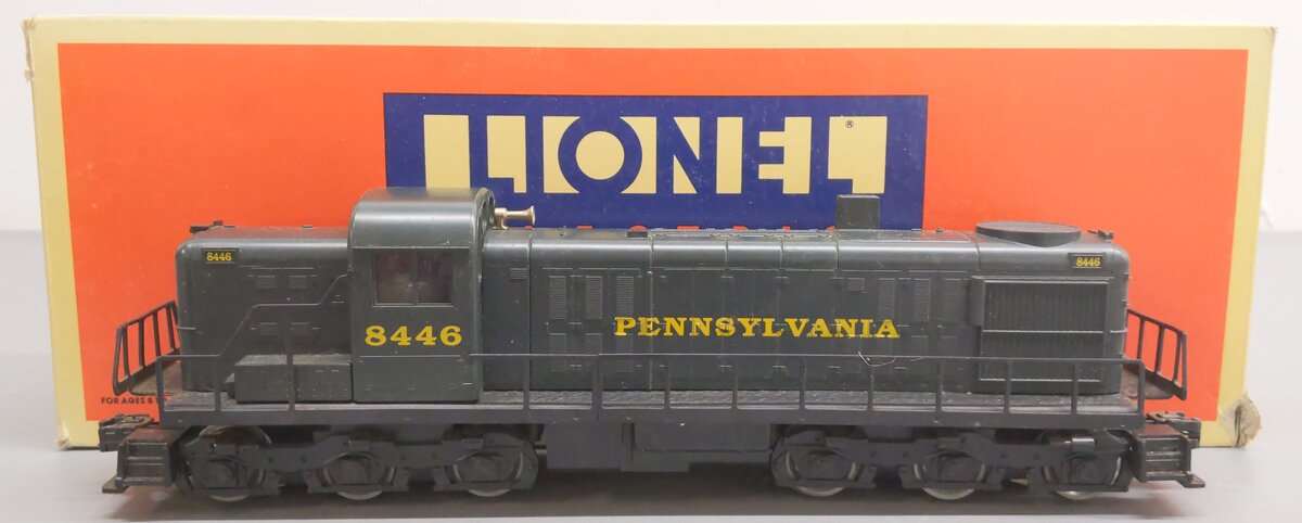 Lionel 6-18832 O Gauge Pennsylvania RSD-4 Diesel Locomotive #8446 VG/Box