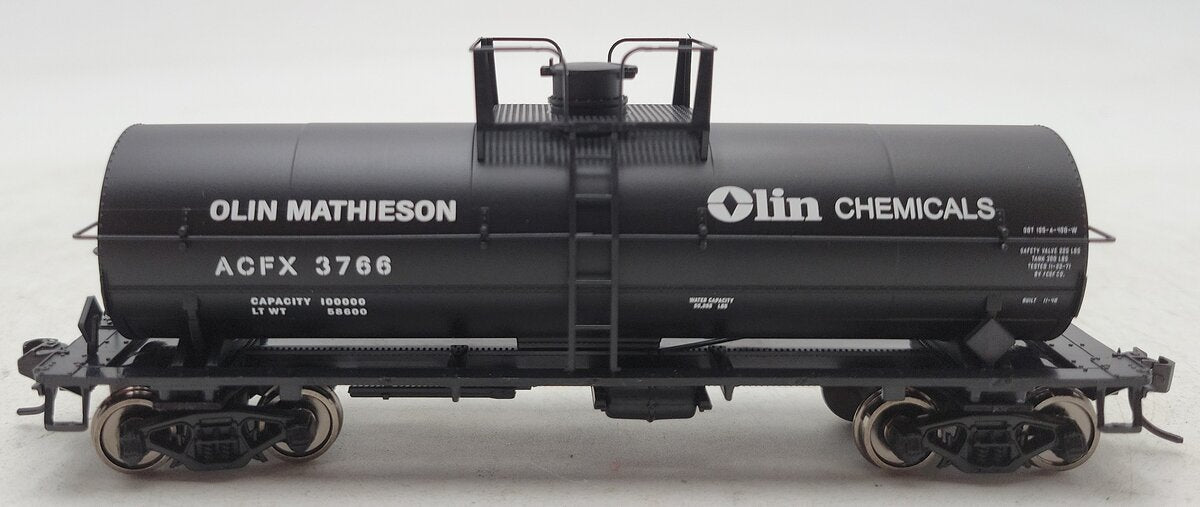 Walthers 910-48014 HO Olin Chemical 36' Chemical Tank Car RTR ACFX #3766