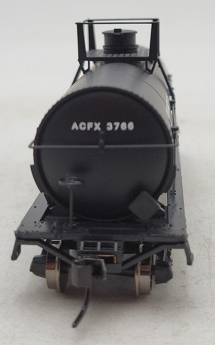 Walthers 910-48014 HO Olin Chemical 36' Chemical Tank Car RTR ACFX #3766 LN/Box