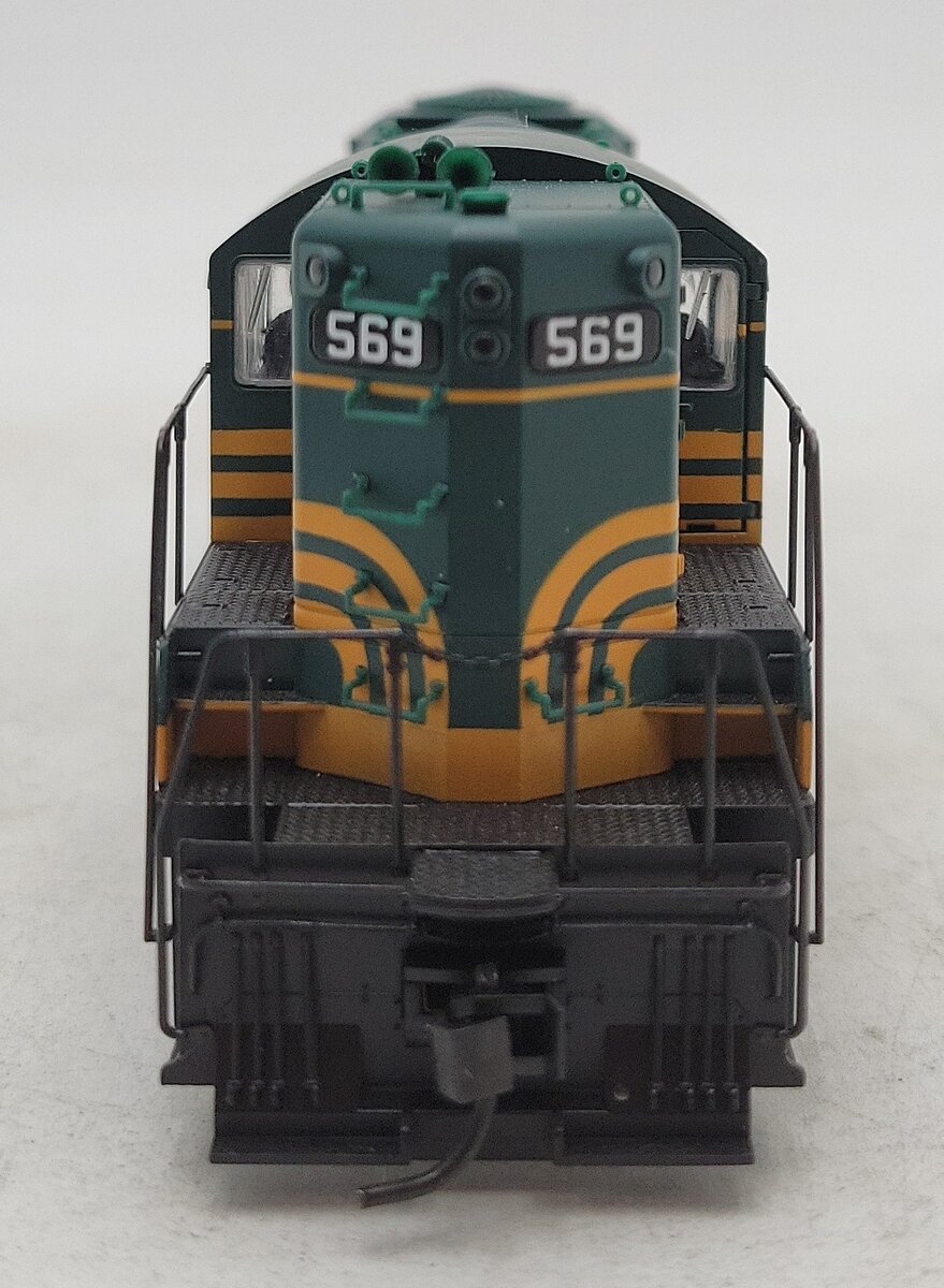 Proto 2000 23006 HO Maine Central Phase 2 GP7 Diesel w/ Dynamic Brake #569 LN/Box