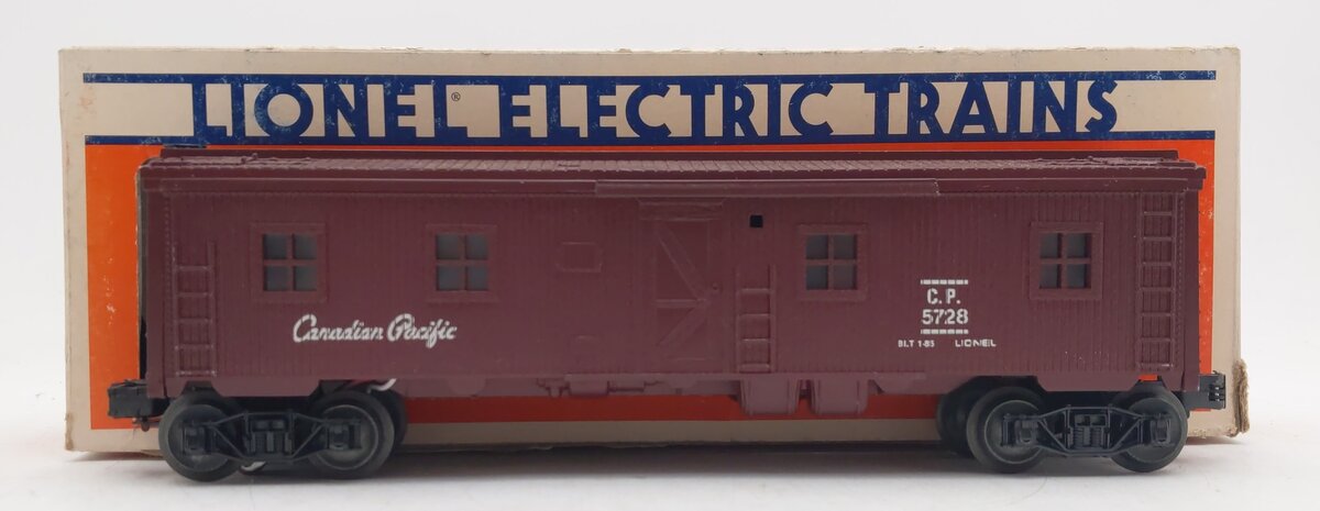Lionel 6-5728 O Gauge Canadian Pacific Bunk Car EX/Box