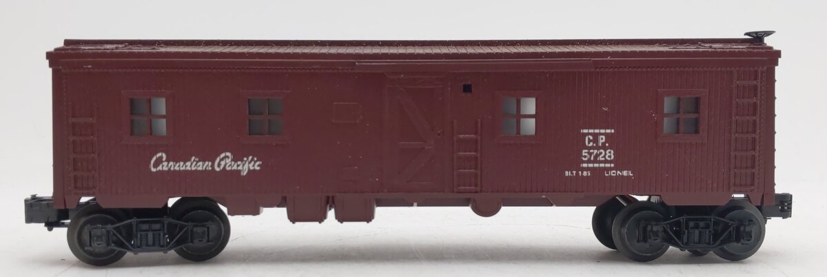 Lionel 6-5728 O Gauge Canadian Pacific Bunk Car EX/Box