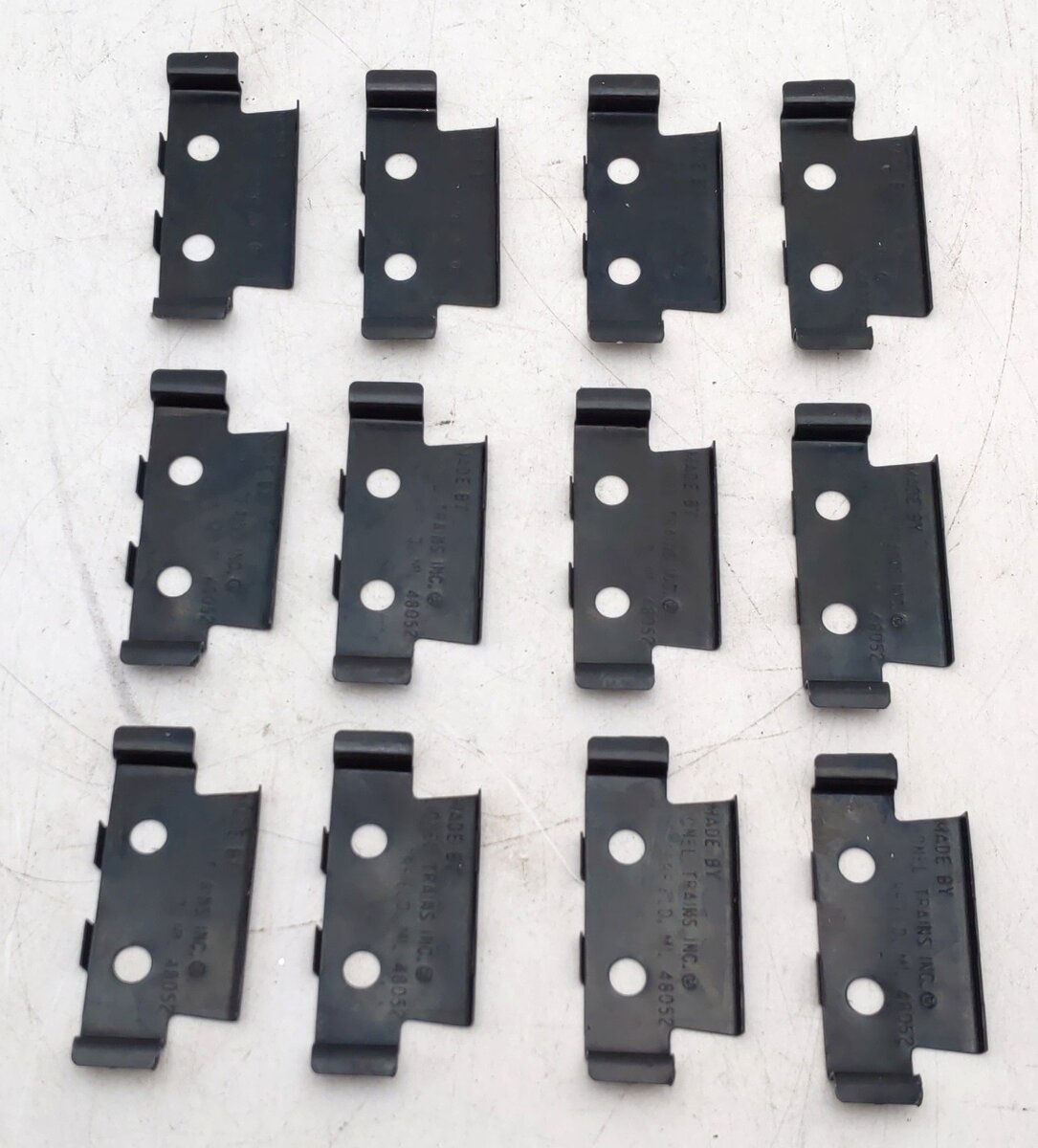 Lionel 6-62901 O-27 Scale Track Clips (Box of 12) EX/Box