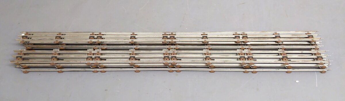 Lionel 6-65024 O27 35" Long Straight Track (10) VG