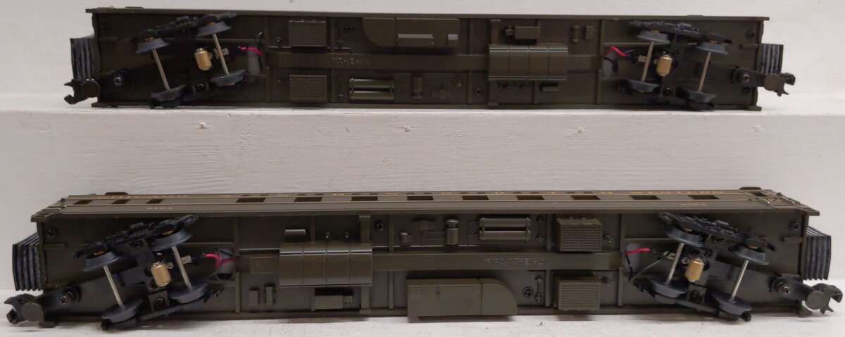 MTH 20-6636 O Gauge C&NW 70' Streamlined Sleeper/Diner Passenger Car Set LN/Box
