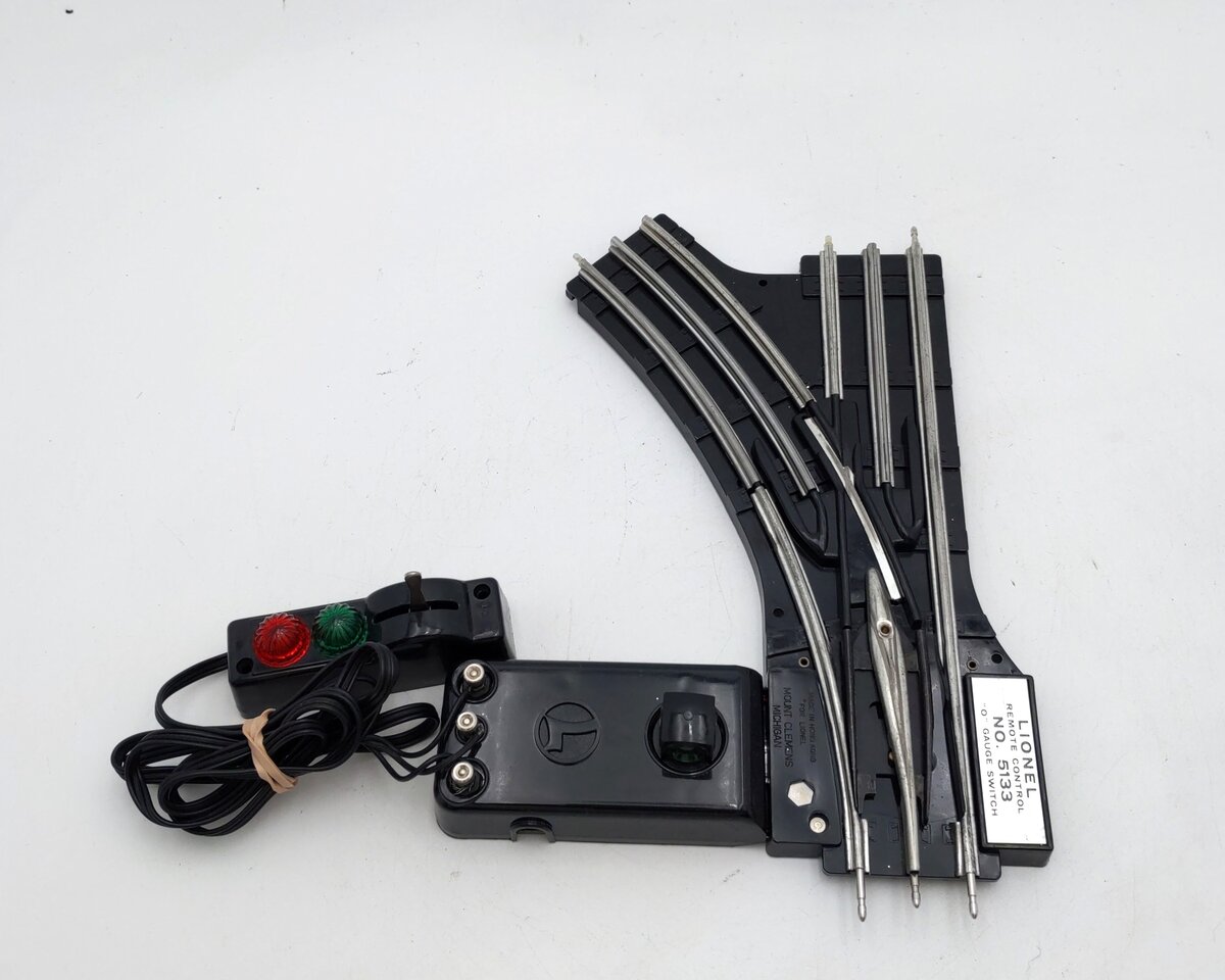 Lionel 6-5133 O Left Hand Remote Control Switch Turnout VG/Box