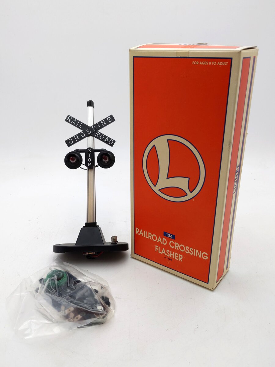 Lionel 6-12888 O Gauge #154 Railroad Crossing Highway Flasher Signal EX/Box